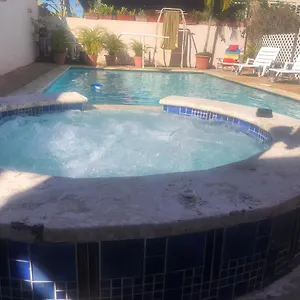 nice-apt-pool-jacuzzi-near-airport-beaches.comcaribbean.com/